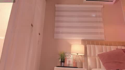 Hi Im Emily online show from January 9, 2026, 1:47 pm