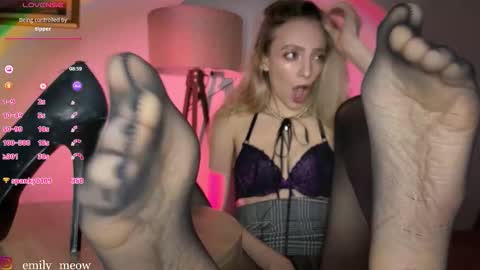 Emily online show from November 9, 2025, 12:58 pm