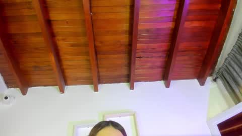 Isabella online show from December 3, 2024, 12:06 pm