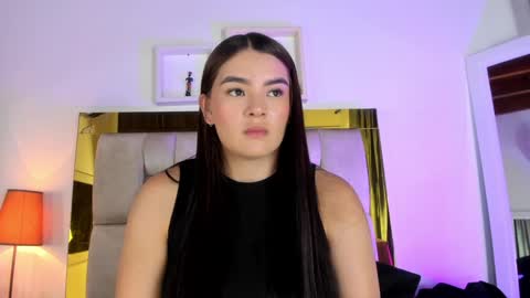 Isabella online show from December 5, 2024, 12:11 pm