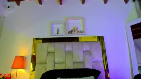 Isabella online show from February 14, 2025, 12:03 pm