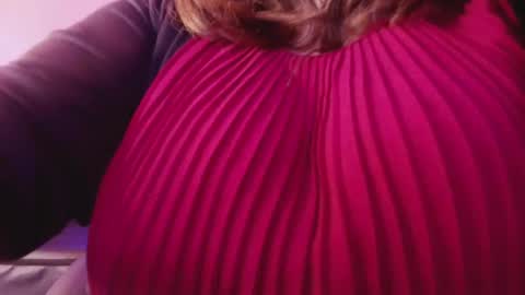 Emily  online show from November 11, 2025, 11:10 am