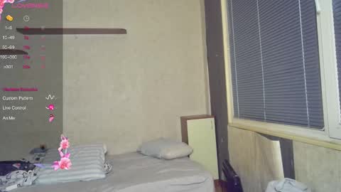 Snapshot of _emma_sugar chatting on February 19, 2025, 5:38 pm Emma Sugar online show from February 19, 2025, 5:38 pm