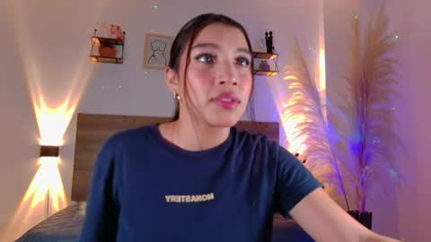 Snapshot of _emmacherry chatting on June 18, 2026, 12:20 pm _emmacherry online show from June 18, 2026, 12:20 pm