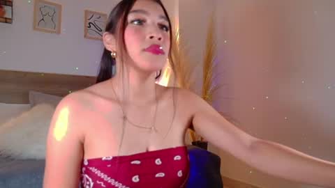 Snapshot of _emmacherry chatting on June 20, 2026, 12:19 pm _emmacherry online show from June 20, 2026, 12:19 pm
