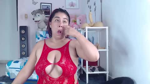 Emily Valencia online show from March 4, 2025, 8:57 am