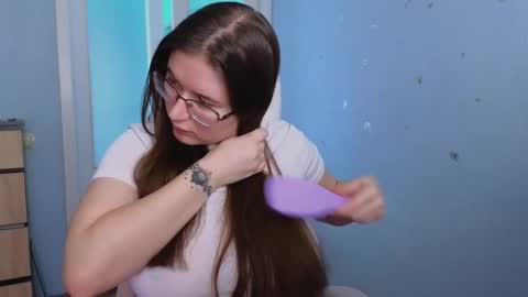 Sam  online show from February 19, 2025, 11:28 am