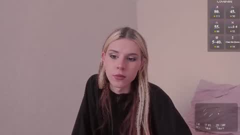 Snapshot of _eva_pleasure_ chatting on June 9, 2026, 8:37 am Eva online show from June 9, 2026, 8:37 am