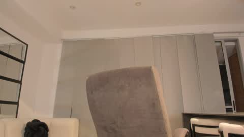 Snapshot of _evaa chatting on June 5, 2026, 12:39 am Eva online show from June 5, 2026, 12:39 am