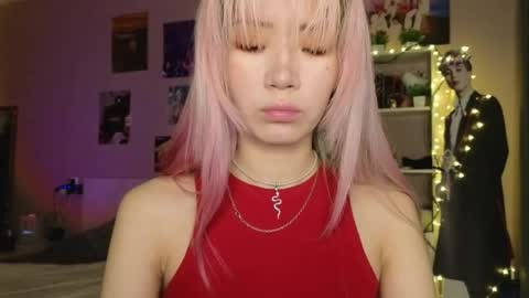 EveEva online show from March 30, 2026, 2:45 am