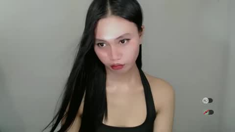 STEFFANNY WELL. online show from December 22, 2024, 6:37 pm