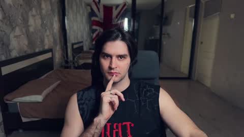 Keanu online show from December 4, 2024, 2:37 pm