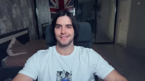 Keanu online show from November 13, 2025, 2:49 pm