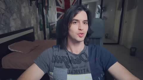 Keanu online show from February 5, 2026, 12:10 pm