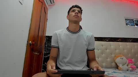 Snapshot of _felix_laurens chatting on March 26, 2026, 6:13 pm Flix online show from March 26, 2026, 6:13 pm