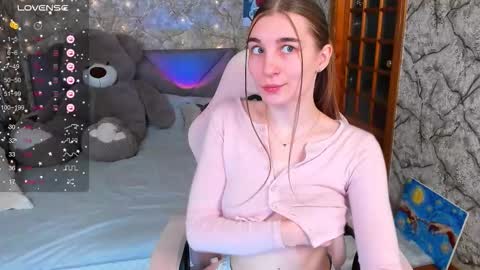 Kate online show from December 17, 2025, 1:50 pm