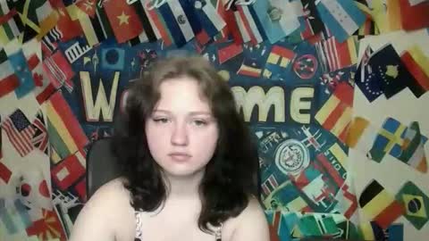 Snapshot of _foxy_lady chatting on May 15, 2026, 6:53 am Alice online show from May 15, 2026, 6:53 am