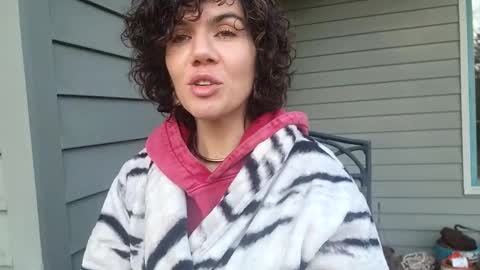 Frankie Rivers allmylinks  online show from March 1, 2025, 3:38 pm