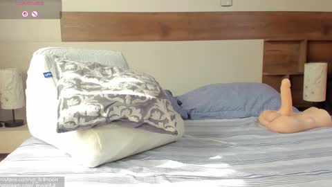  fullmoon online show from February 25, 2026, 8:07 pm