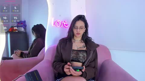 Snapshot of _gabbyx_ chatting on September 11, 2025, 9:31 am Gabby online show from September 11, 2025, 9:31 am
