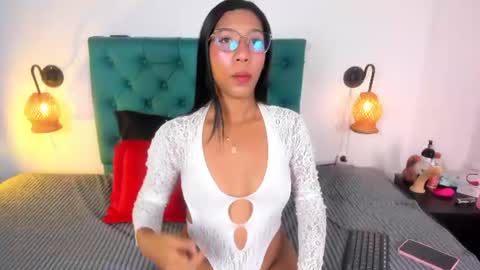 Snapshot of _gabi_hot chatting on July 15, 2026, 12:32 pm Gaby online show from July 15, 2026, 12:32 pm