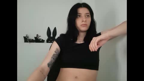 Snapshot of _genesid_dixton chatting on February 24, 2025, 3:23 am Mia-foster online show from February 24, 2025, 3:23 am