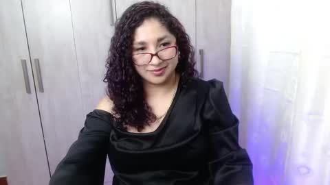 Snapshot of _gia_dior chatting on November 4, 2025, 11:59 pm Gia Independent model online show from November 4, 2025, 11:59 pm