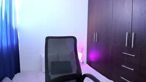 Snapshot of _giaa_ chatting on December 19, 2024, 12:12 pm _giaa_ online show from December 19, 2024, 12:12 pm