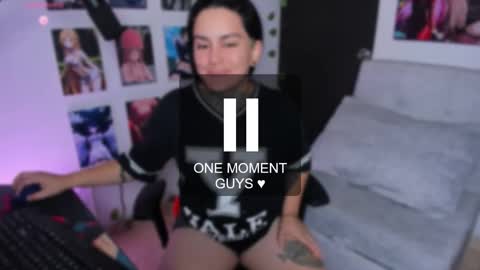 LEEP  online show from November 16, 2025, 1:33 am