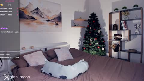 Snapshot of _golden_moon_ chatting on December 26, 2024, 4:43 am Rina online show from December 26, 2024, 4:43 am