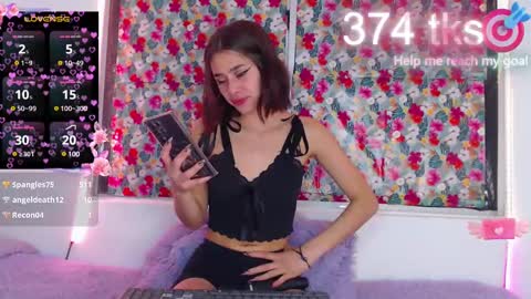 Gwen online show from February 15, 2025, 8:00 am