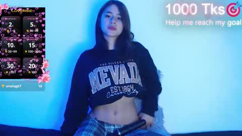 Gwen online show from September 12, 2025, 6:35 am