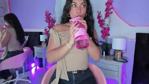 Hanna online show from September 26, 2025, 8:24 pm