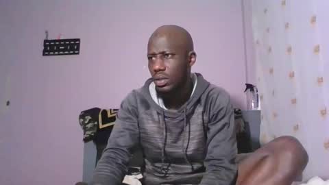 _hairlyboy online show from November 16, 2025, 9:42 pm