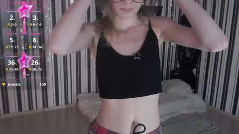 Snapshot of _hanna_moon_ chatting on November 5, 2025, 4:18 pm Hannaolotl online show from November 5, 2025, 4:18 pm