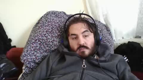  hasanhz.  online show from February 15, 2026, 2:03 pm