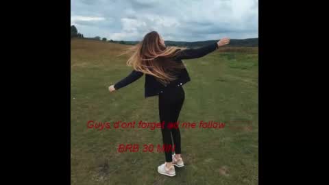 Snapshot of _hidden_frommymoom_ chatting on February 26, 2026, 11:31 am Criss4u online show from February 26, 2026, 11:31 am