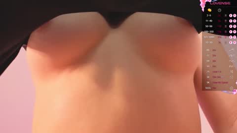 Snapshot of _holy_holes_ chatting on October 4, 2025, 6:28 pm Anastasia online show from October 4, 2025, 6:28 pm