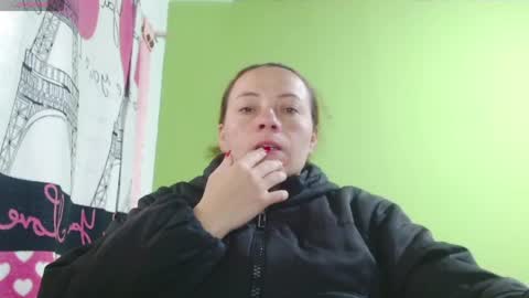 Snapshot of _honey1_ chatting on April 30, 2026, 10:21 am Honey online show from April 30, 2026, 10:21 am