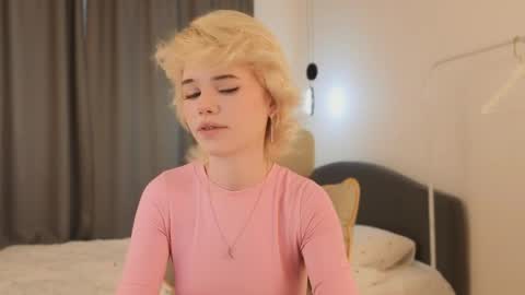 Alisha online show from May 31, 2026, 12:23 pm