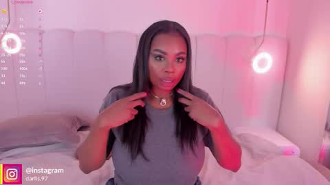 Darlis  online show from November 14, 2025, 8:07 pm