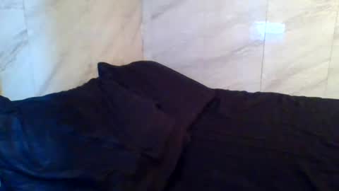 Snapshot of _ishi chatting on July 2, 2026, 3:23 am Ishi online show from July 2, 2026, 3:23 am