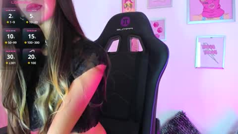 Snapshot of _ivanna_volk chatting on October 22, 2025, 11:15 pm Ivanna online show from October 22, 2025, 11:15 pm