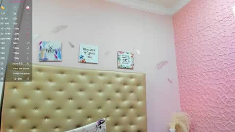 J A D E online show from October 13, 2025, 12:27 pm