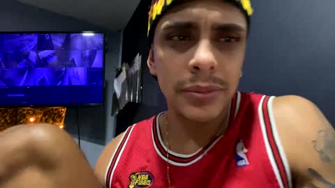 Snapshot of _jahtuzi_ chatting on December 31, 2024, 7:42 am JACKTUZZI instagram online show from December 31, 2024, 7:42 am