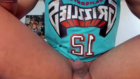 Snapshot of _jahtuzi_ chatting on March 5, 2025, 2:01 pm JACKTUZZI instagram online show from March 5, 2025, 2:01 pm