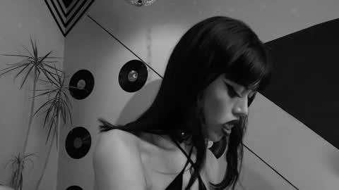  ...  online show from September 20, 2025, 7:42 am