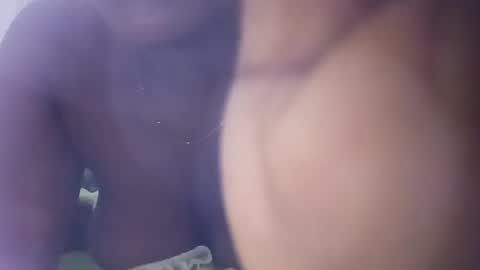 Snapshot of _jhoa chatting on January 8, 2025, 5:37 am _jhoa online show from January 8, 2025, 5:37 am