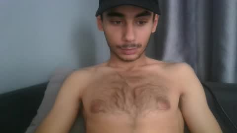 Snapshot of _jimmy_21 chatting on February 22, 2025, 8:29 am Jimmy online show from February 22, 2025, 8:29 am