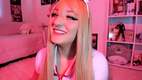 Snapshot of _julyana_ chatting on March 8, 2025, 1:36 pm JULIANA online show from March 8, 2025, 1:36 pm